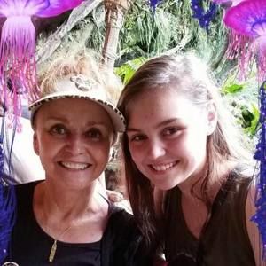 Meet your Posher, Sandra